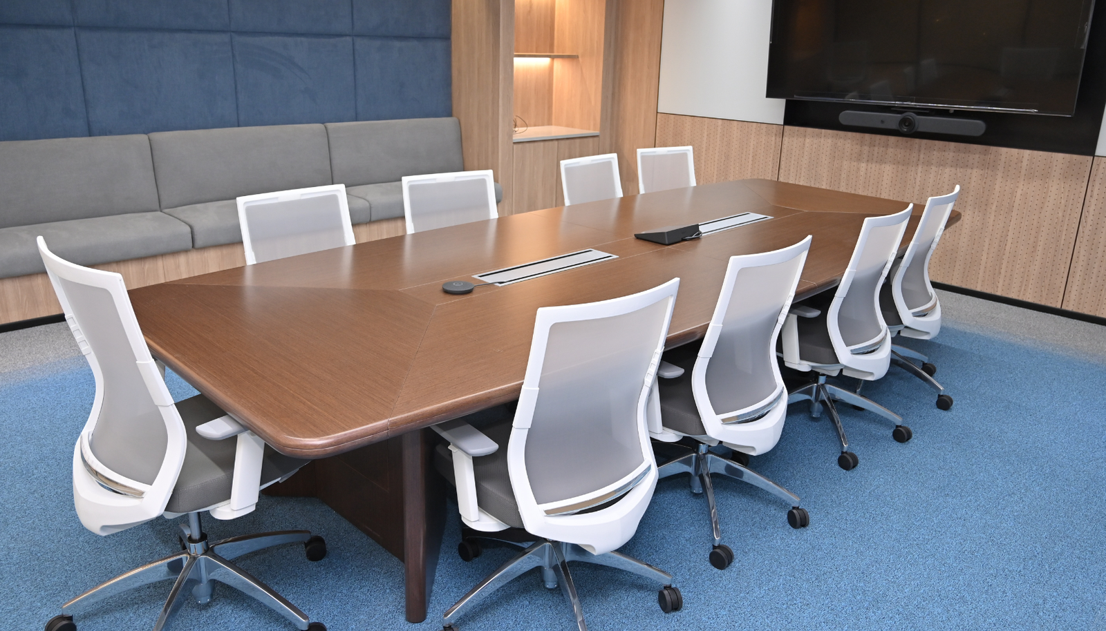 Office furniture assembly service